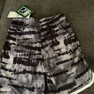 Kids basketball shorts 6t puma